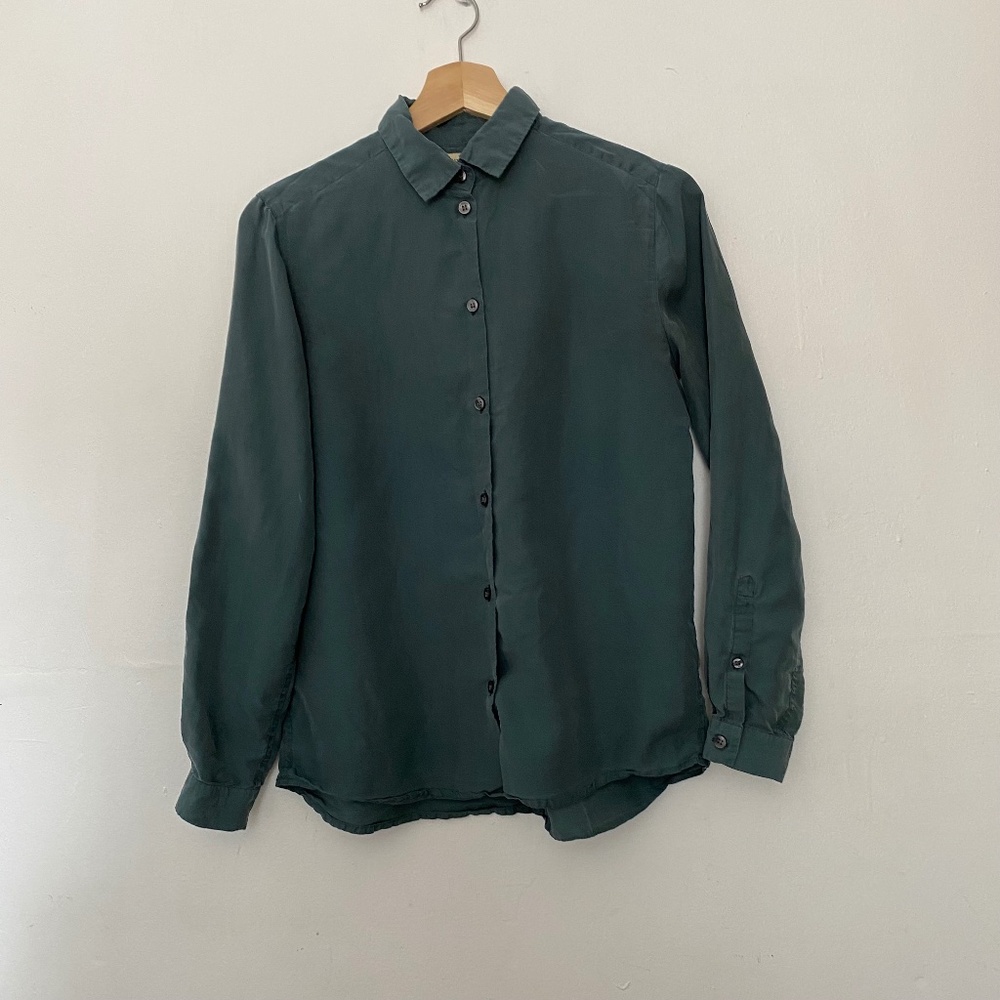 100% silk smooth Green Button Down Shirt